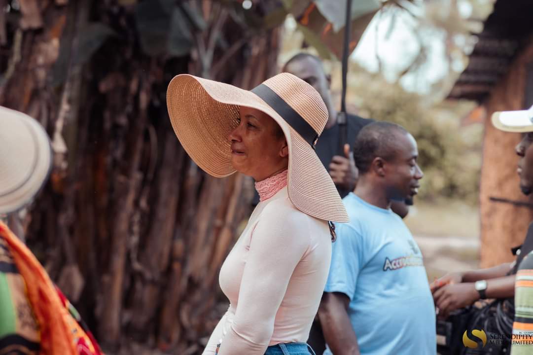 [PHOTOS] Nkem Owoh, Lucien Morgan, Monalisa Chindah, and others shooting Ibinabo Fiberesima's new movie in Okirika