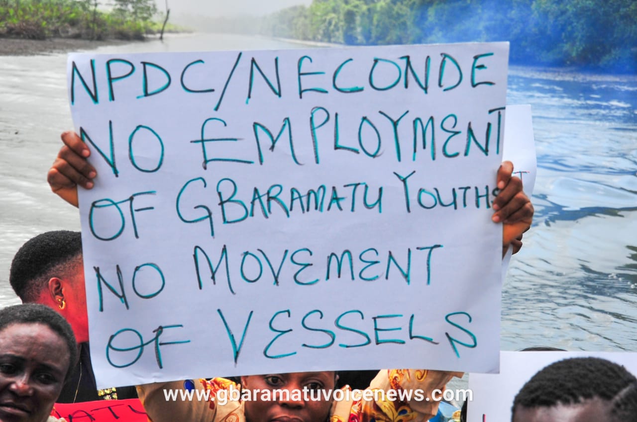 BREAKING: Tension in Delta as angry Gbaramatu youths shut down NECONDE/NPDC operation over unemployment