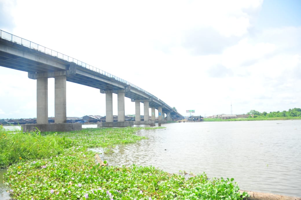 A view of the Niger Delta through the Lens – Pictures of Udu Bridge built in 1976