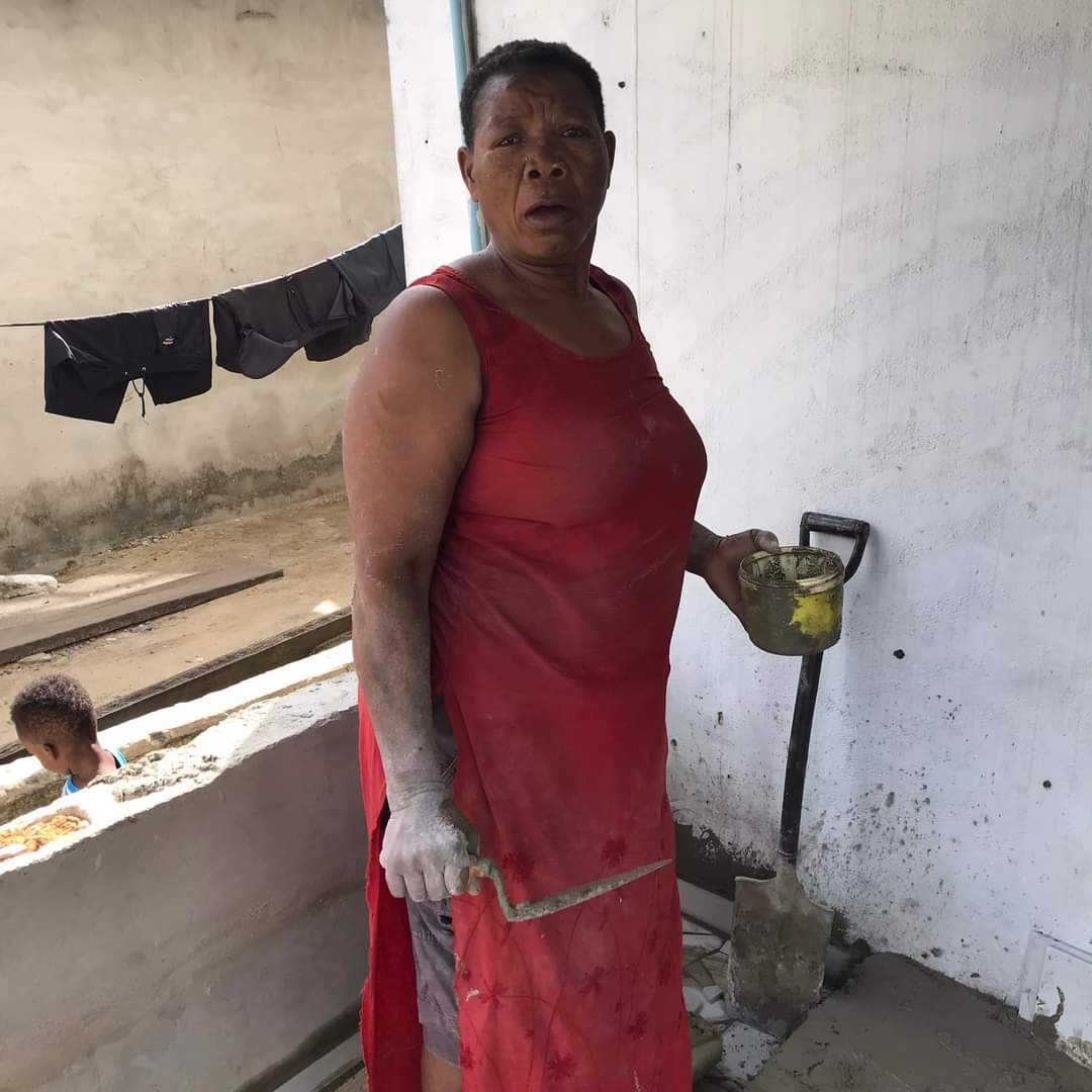 [PHOTOS] Meet Madam Rose Nwokocha, 58-year-old woman who is a professional tile installer in Bayelsa