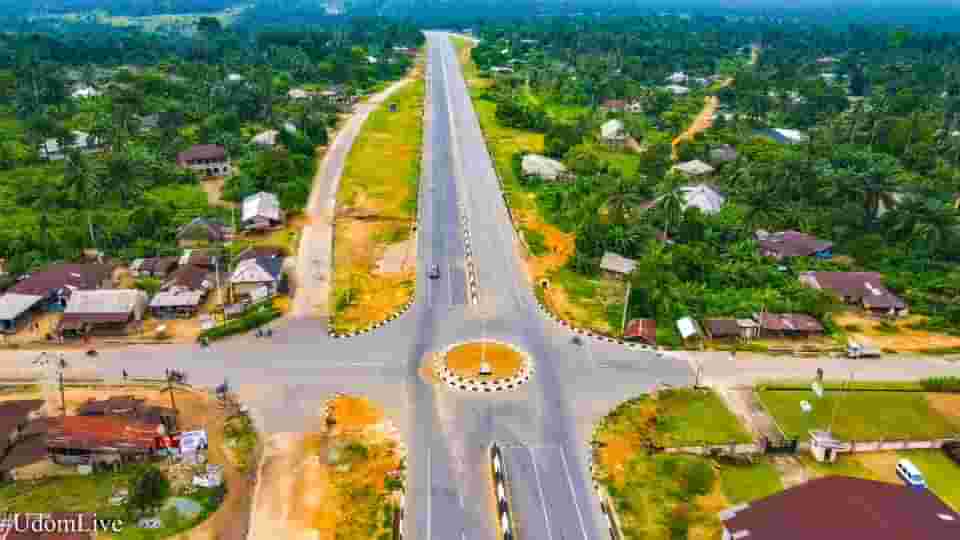 PICTORIAL: Obasanjo Commissions 23.4km Road In Akwa Ibom