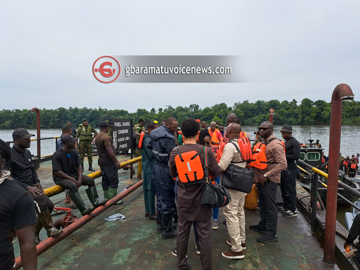 Pictures of the barge Intercepted by Tantita Security carrying stolen crude oil in Delta